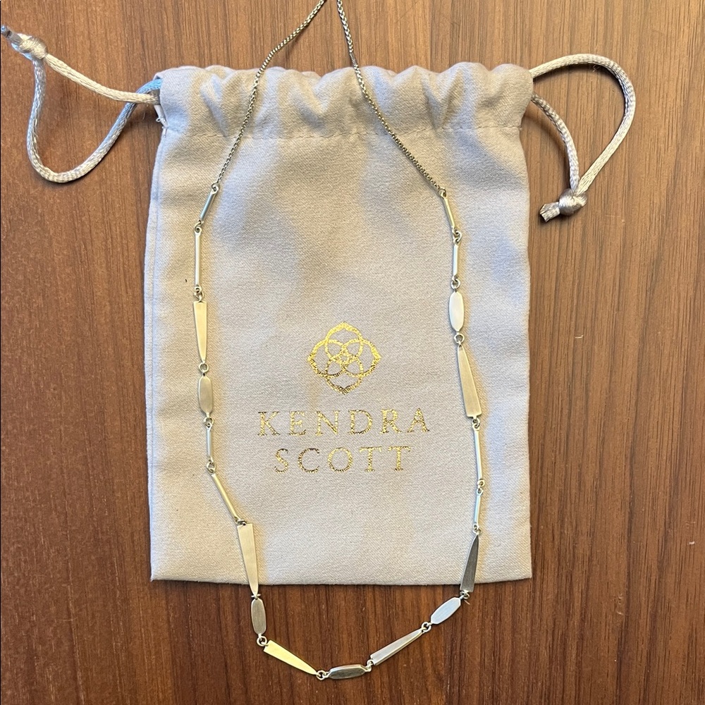 Kendra Scott Necklace
